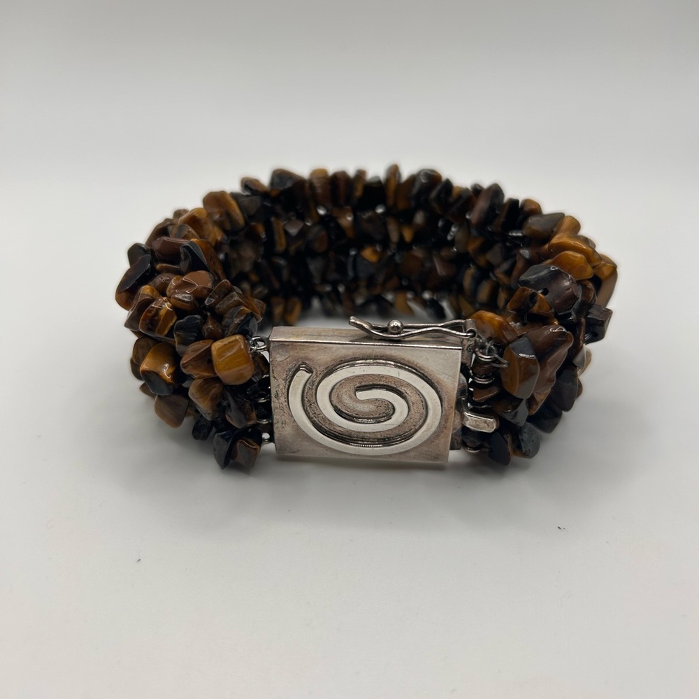 Vintage tigers eye sterling silver clasp cuff bracelet